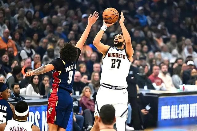 掘金有他才能挖到金！与约老师并驾齐驱 2转变守护丹佛|穆雷|约基奇|洛杉矶湖人队|明尼苏达森林狼队|丹佛掘金队_新浪体育_新浪新闻